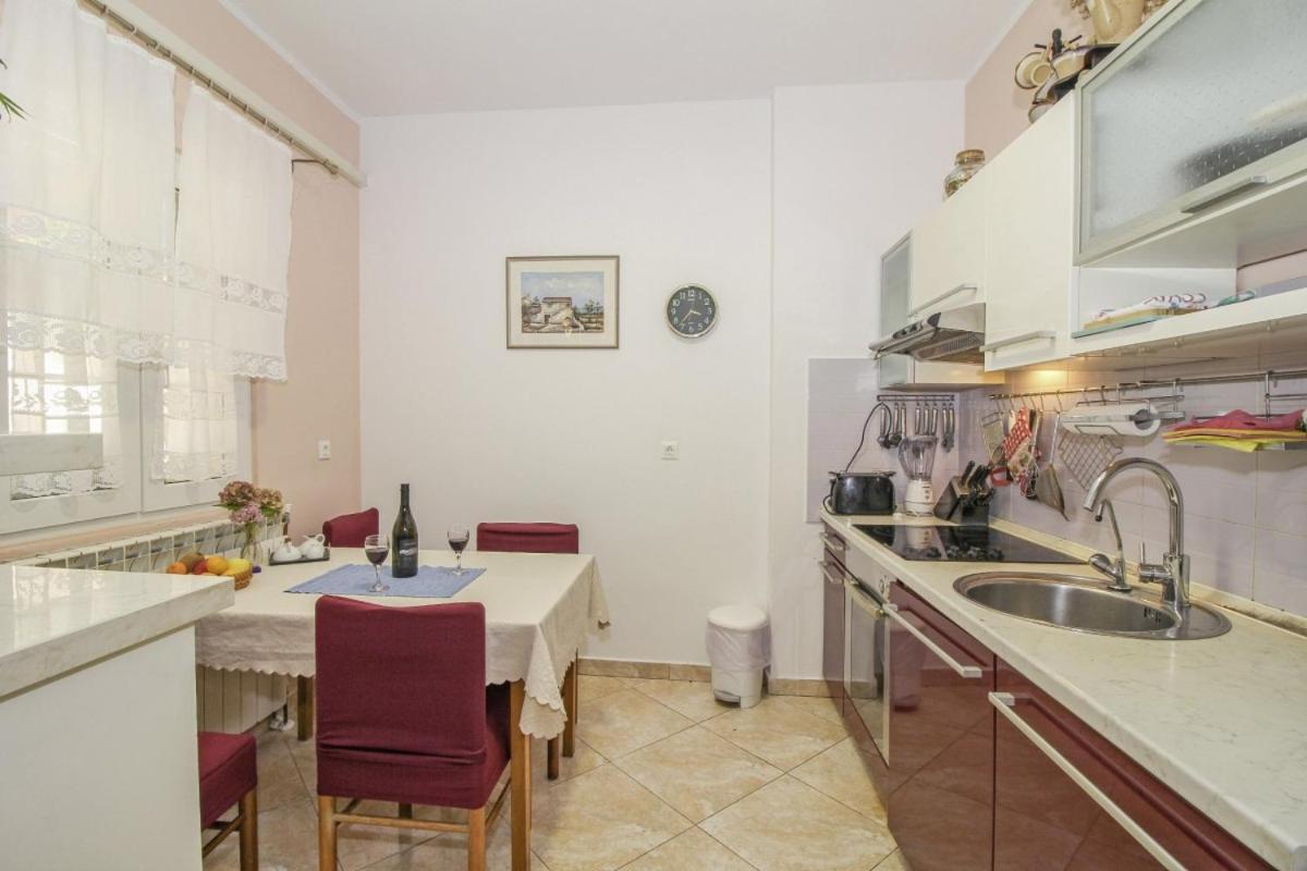 Dalibor In Jakacici - Haus Fuer 2-4 Personen Gračišće エクステリア 写真